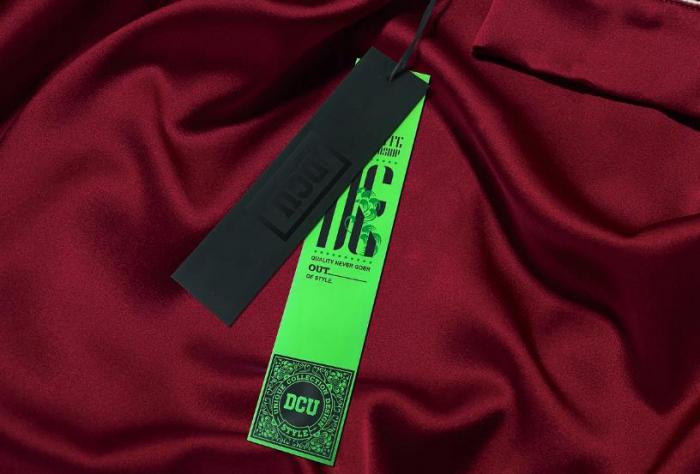 上海服裝吊牌定制流程：吉印通從設(shè)計(jì)到交付，全程無(wú)憂